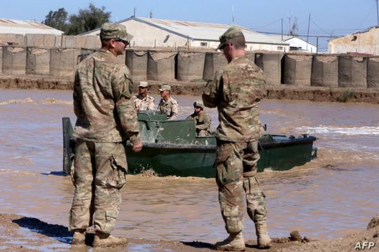 التحالف الدولي يُسلم معسكر التاجي والمعدات للقوات العراقية