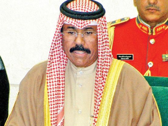  نائب أمير الكويت: يجب الإسراع في القضاء على أشباح الفتن حفاظا على أمن البلاد
