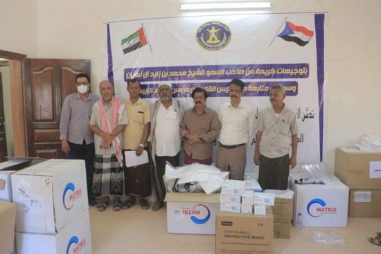 توزيع مساعدات الإمارات الطبية على مستشفيات وادي حضرموت (صور)