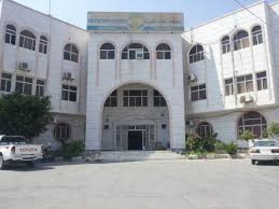 مع انهيار المنظومة بساحل حضرموت.. مؤسسة الكهرباء تتهم الشرعية بالمماطلة