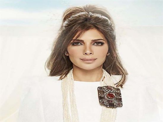 أصالة تشيد بصناع أغنيتها الجديدة "غيمتك"