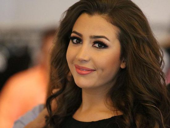 جنات توجه رسالة شكر لصناع ألبومها "أنا في انتظارك"