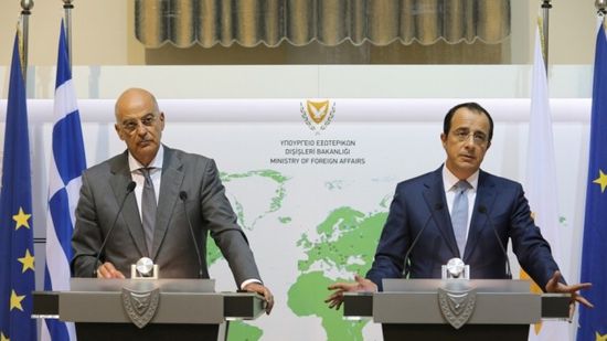 قبرص واليونان يتفقان على التصدي للاستفزات التركية بالمتوسط