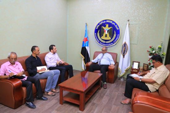 "أمانة الانتقالي" و"مكتب غريفيث" يبحثان خروقات الشرعية