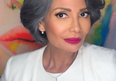 سوسن بدر تشيد بأغنية "بالبنط العريض" لـ حسين الجسمي