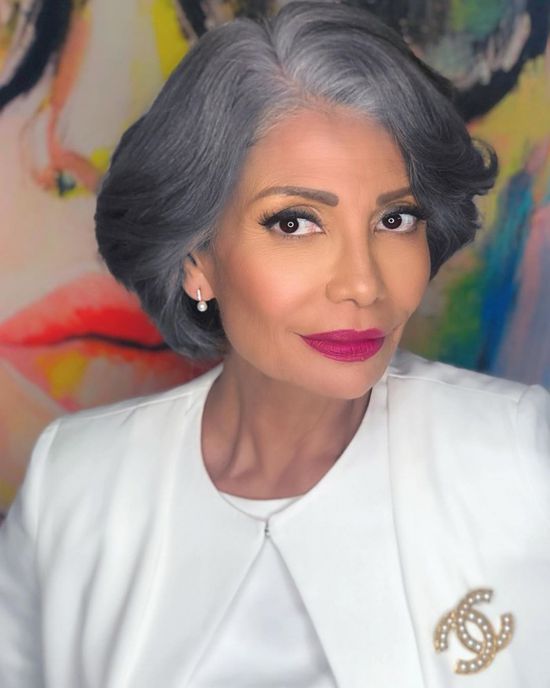 سوسن بدر تشيد بأغنية "بالبنط العريض" لـ حسين الجسمي