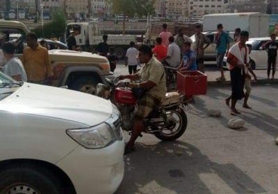 رفضا لتردي الخدمات.. اتساع رقعة الاحتجاجات في المكلا