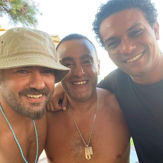 السقا بصحبة عمرو يوسف وآسر ياسين في عطلتهم الصيفية