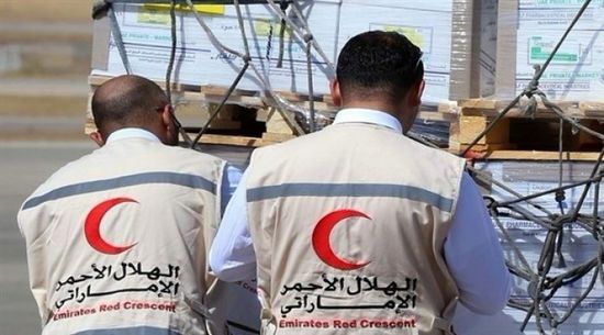 مساعدات الإمارات لليمن.. قوافل خير محملة بالإنسانية