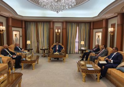 "وفد الانتقالي التفاوضي" يطالب رعاة اتفاق الرياض بموقف ضد الخروقات