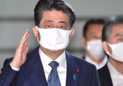  رئيس الوزراء الياباني يستقيل من منصبه لهذا السبب