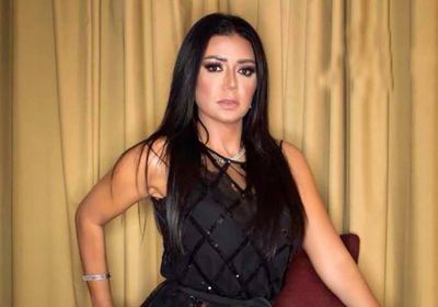 رانيا يوسف تهنئ أنغام على كليب "بحبك وبرتاحلك"