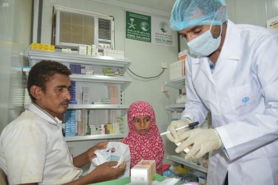 خدمات طبية عاجلة لمئات السكان في عبس