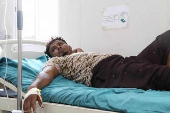 مئات المواطنين يتلقون خدمات علاجية بالخوخة