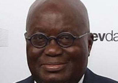   الرئيس الغاني يصدر قرارا بإعادة فتح الحدود الجوية لبلاده&nbsp;