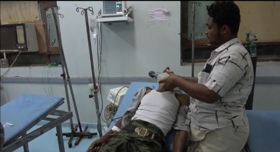 إصابة مواطن برصاصة قناص حوثي في حيس