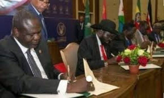 الحكومة السودانية وحركات مسلحة توقعان اتفاق السلام بالأحرف الأولى 