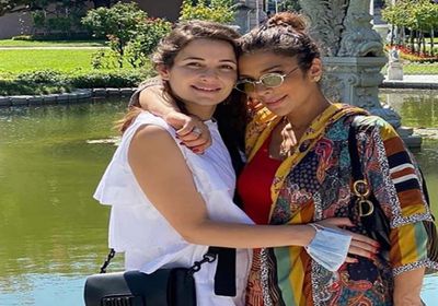 أصالة بصحبة نجلتها شام في أحدث ظهور 