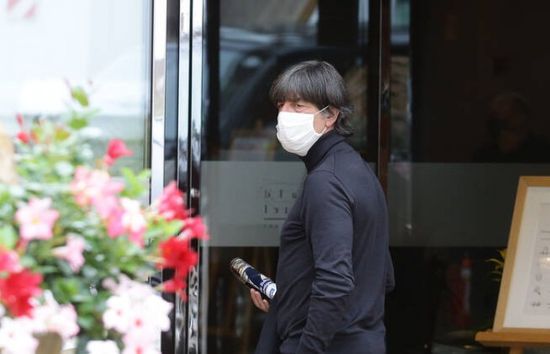 لوف في مظهره الجديد: علينا أن نفكر في المستقبل