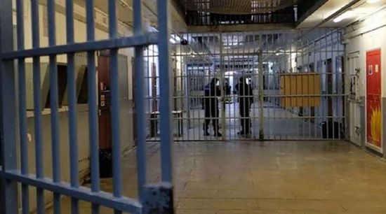 جواتيمالا.. سجناء يحتجزون 10 من حراس سجن مشدد