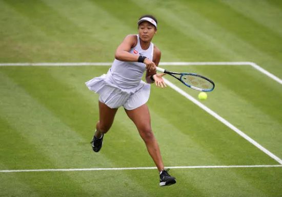  نعومي أوساكا تقهر الإصابة وتفوز في أمريكا المفتوحة للتنس