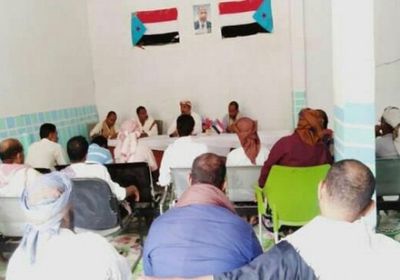 الثقلي: الرئيس الزُبيدي حريص على تطوير الأداء المؤسسي بسقطرى