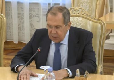  وزير الخارجية الروسي خلال لقائه مع بيدرسون: الوضع الإنساني في سوريا معقد