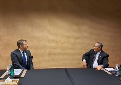 الخبجي ودوتش يستعرضان جهود "الانتقالي" في مكافحة الإرهاب