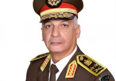 وزير الدفاع المصري يناقش مع بوريل سبل التعاون المشترك