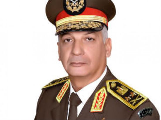 وزير الدفاع المصري يناقش مع بوريل سبل التعاون المشترك