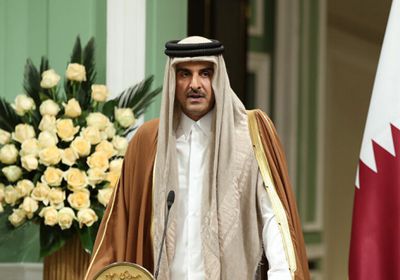 كاتب سعودي يكشف حقيقة هروب قيادات قطرية لتركيا