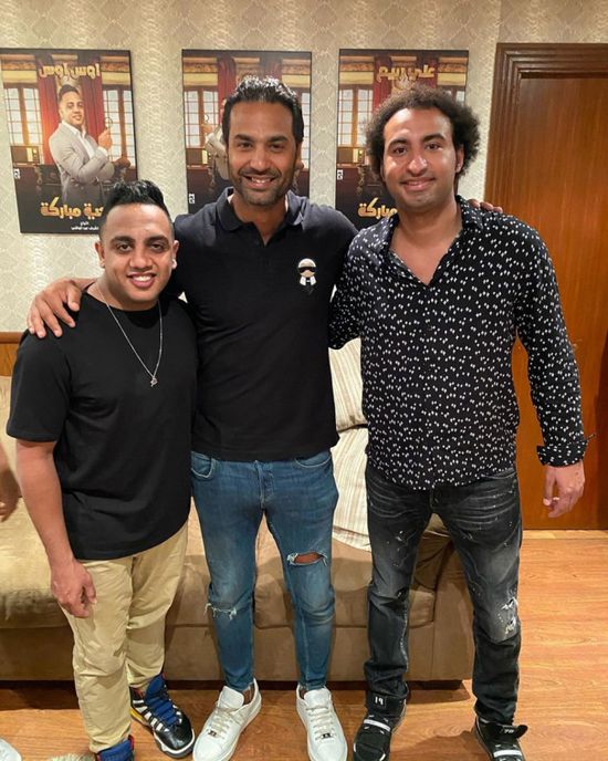 كريم فهمي برفقة علي ربيع وأوس أوس بعد حضور عرض "صباحية مباركة"