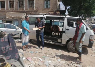 إدراج أعمال جديدة في رصف حي السوق بالحبيلين