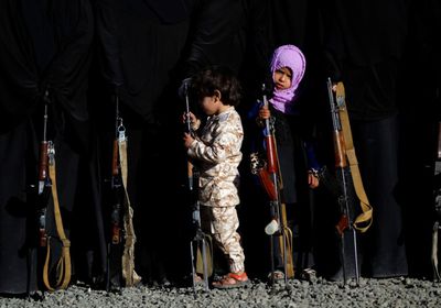 شبكة التجنيد القسري.. أطفالٌ تصطادهم صنارة الموت الحوثية