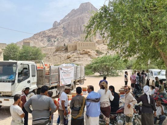 220 مستفيدا من قافلة "الهلال الإماراتي" في الروضة (صور)