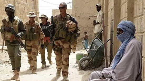  مصرع جنديين فرنسيين وإصابة ثالث بجروح في هجوم إرهابي بمالي
