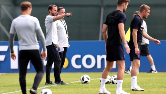 ساوثجيت يبحث عن اللاعبين الجاهزين بدنيا استعدادا لمواجهة الدنمارك