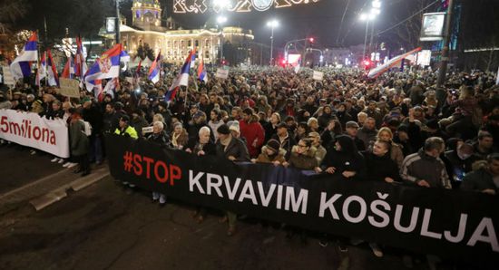 عقب الانتخابات.. احتجاج عشرات الآلاف في شوارع الجبل الأسود