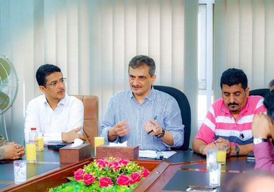 بالصور.. تكليفات بتطوير المنظومة الأمنية في مطار عدن