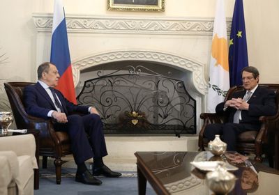 وزير الخارجية الروسي يجري محادثات مع الرئيس القبرصي حول المتوسط