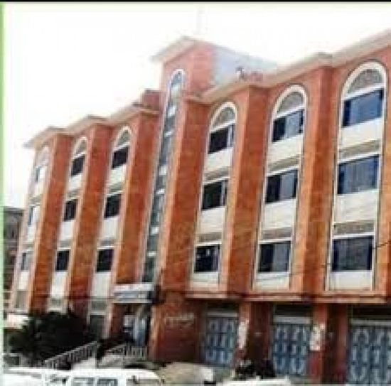 صندوق نظافة إب.. "إقطاعية" لمديره الحوثي وأسرته