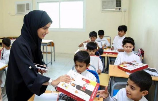  إغاثات الإمارات التعليمية.. جهود قاومت "أمية" الحرب الحوثية