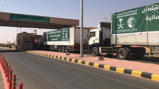 6 شاحنات إغاثية سعودية لمأرب والبيضاء