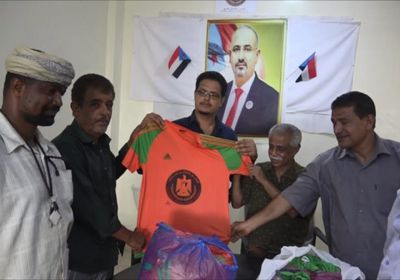  انتقالي لحج يقدم ملابس رياضية لفريقي الطليعة والحسيني