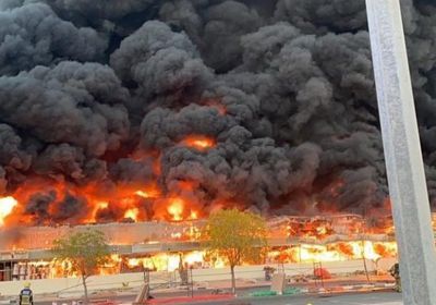 عاجل.. اندلاع حريق داخل مرفأ بيروت