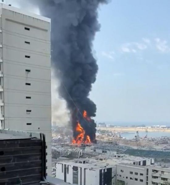  مصادر لبنانية: سبب حريق مرفأ لبنان غير معلوم حتى الآن