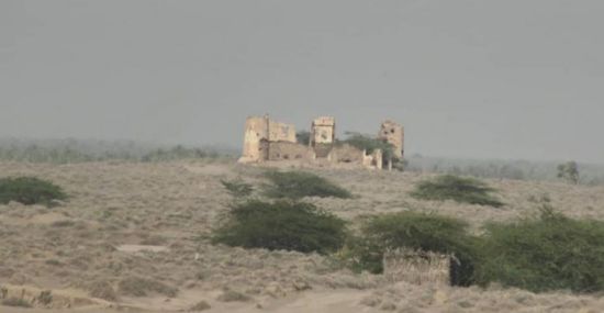 مليشيا الحوثي تشن اعتداءات بالأسلحة الرشاشة على الجاح