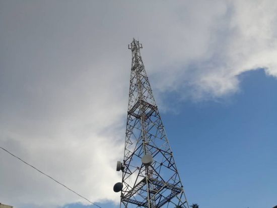 الأزمات تحاصر سنترال الحبيلين والشرعية تكتفي بالوعود