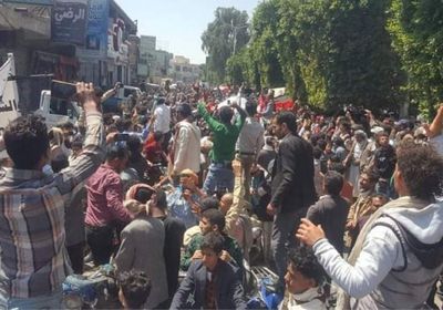 تظاهرة جديدة بصنعاء للمطالبة بالقصاص من قتلة الأغبري