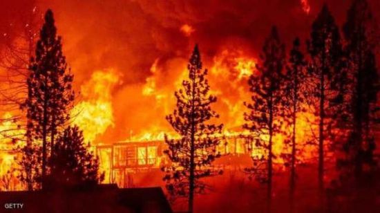 إجلاء نصف مليون من سكان ولاية أمريكية بسبب الحرائق